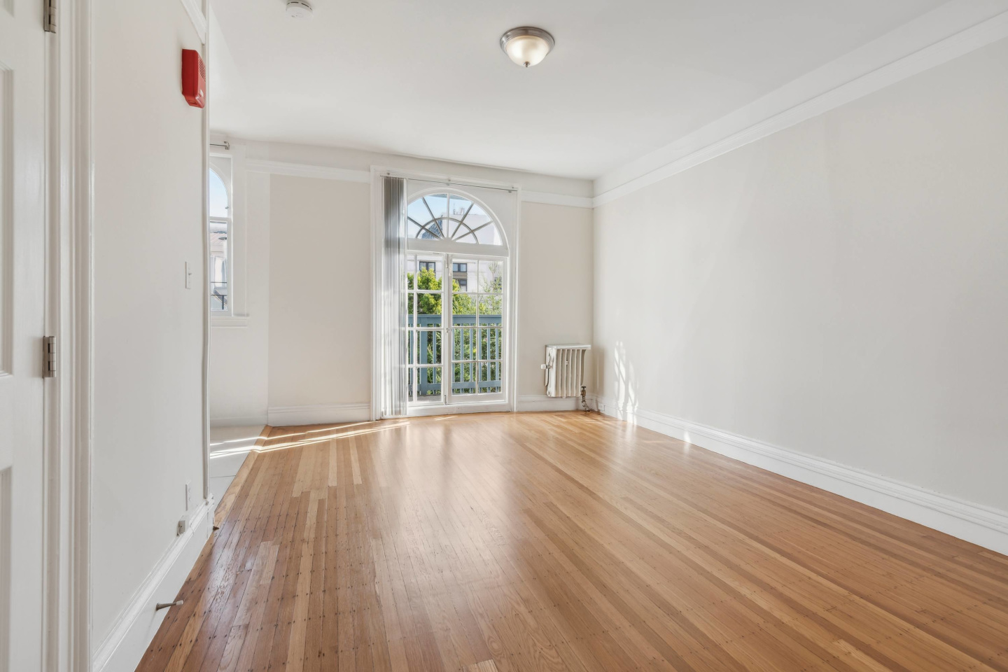 621 Stockton Image 38