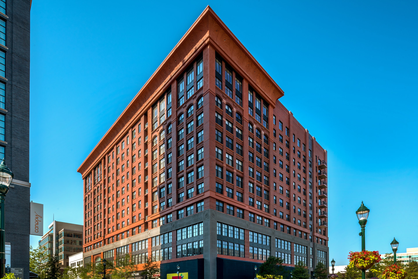 The Henri at Pike and Rose Image 33
