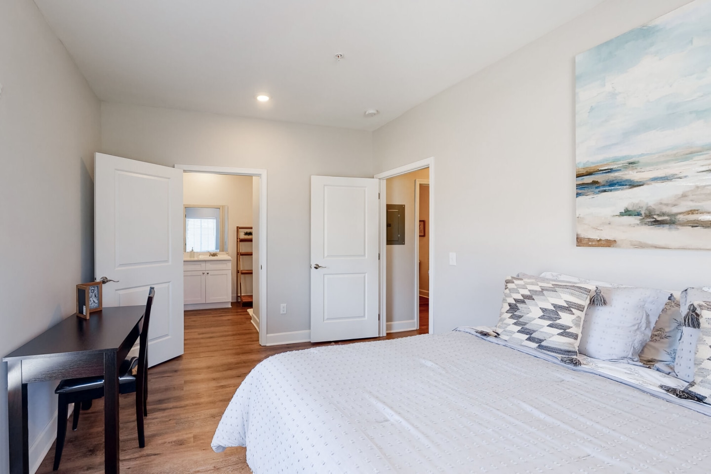 Coastal Club Apartments Image 30