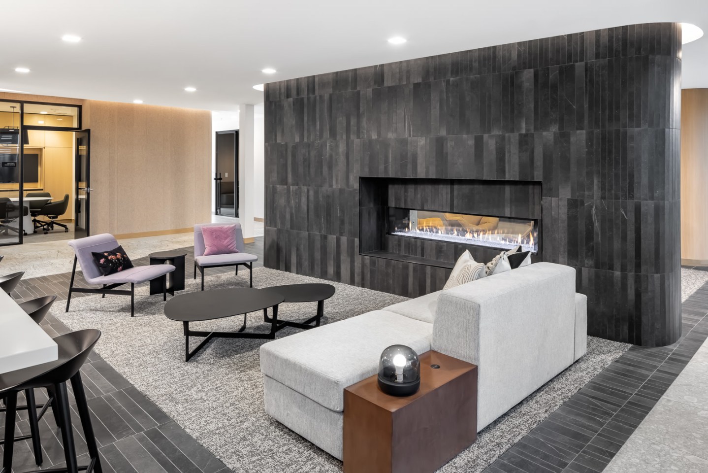 Platform Apartments Image 6
