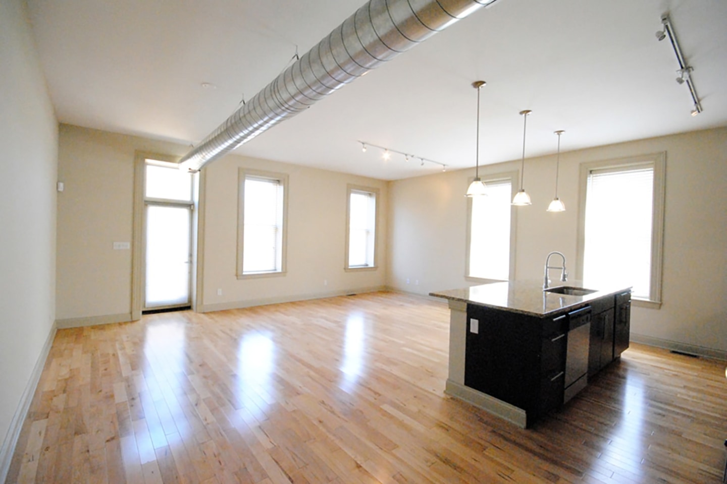 4701 McPherson Image 12