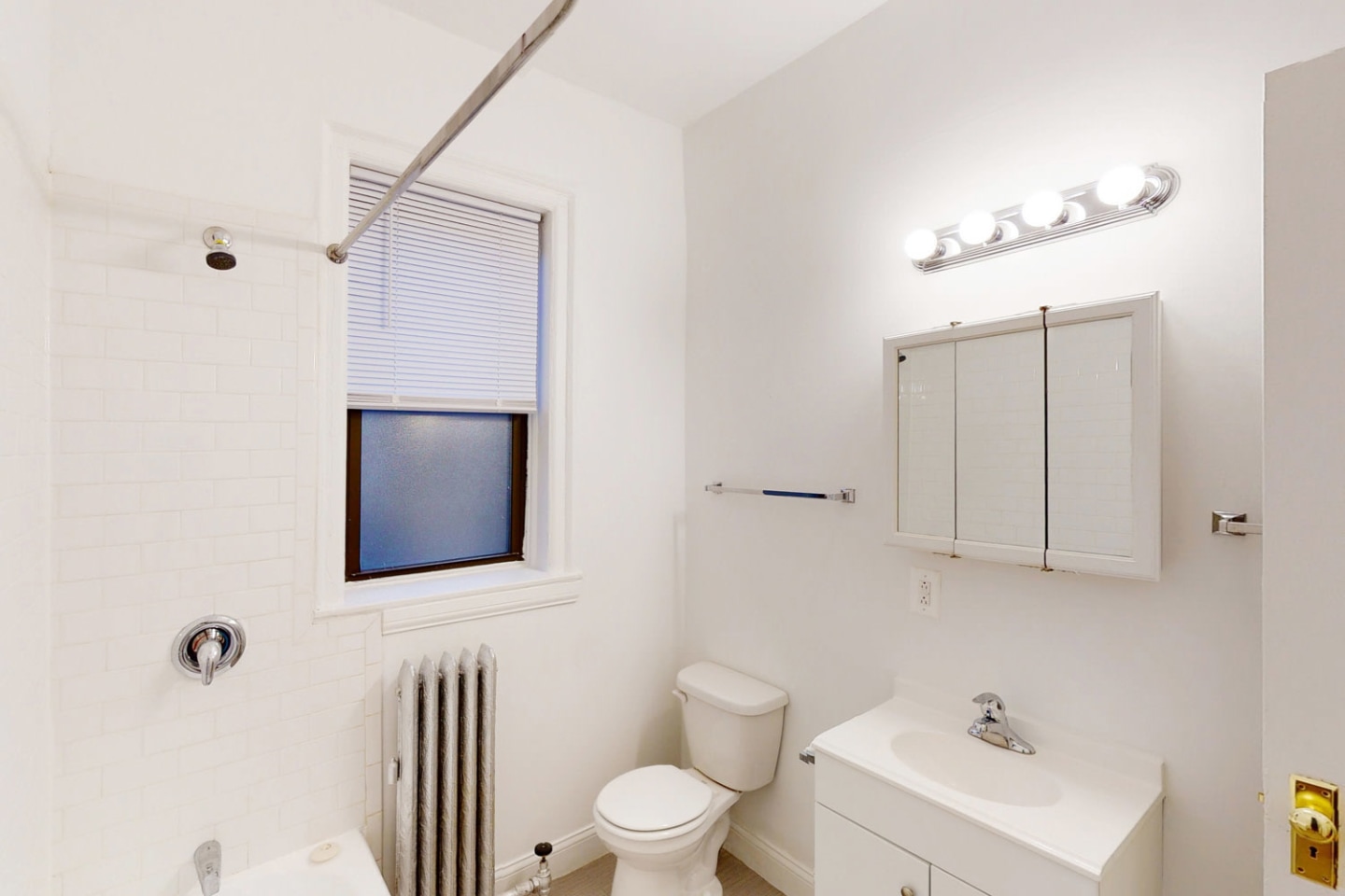 5474-5480 S. Hyde Park Boulevard Image 7