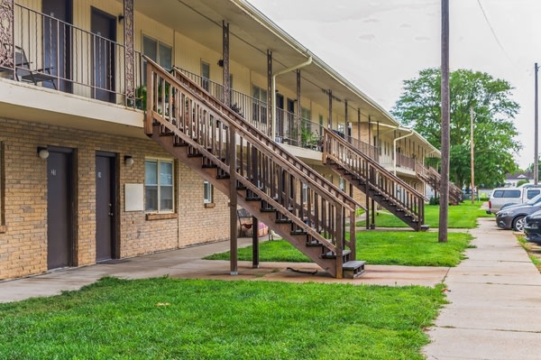 Bellevue Gardens Image 6