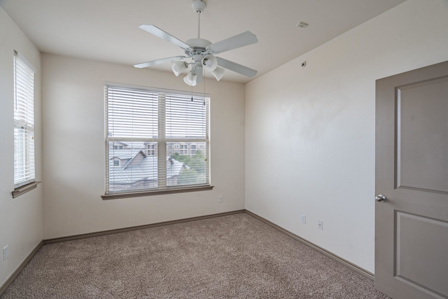 Tradewinds Apartments Image 7
