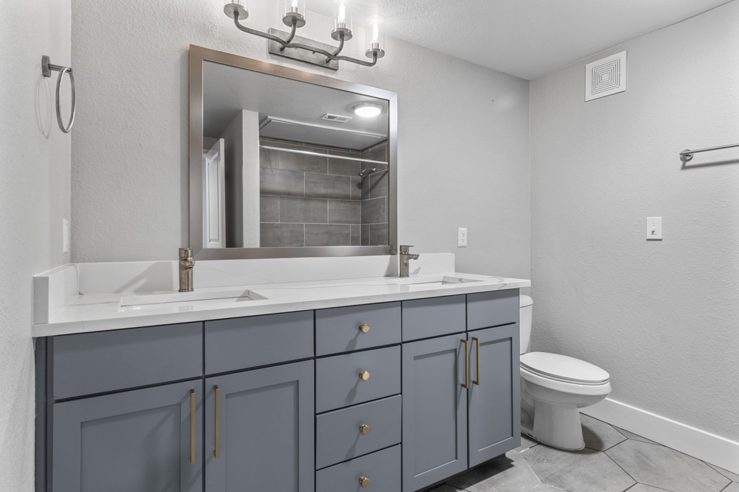 Oakville Apartments Image 19