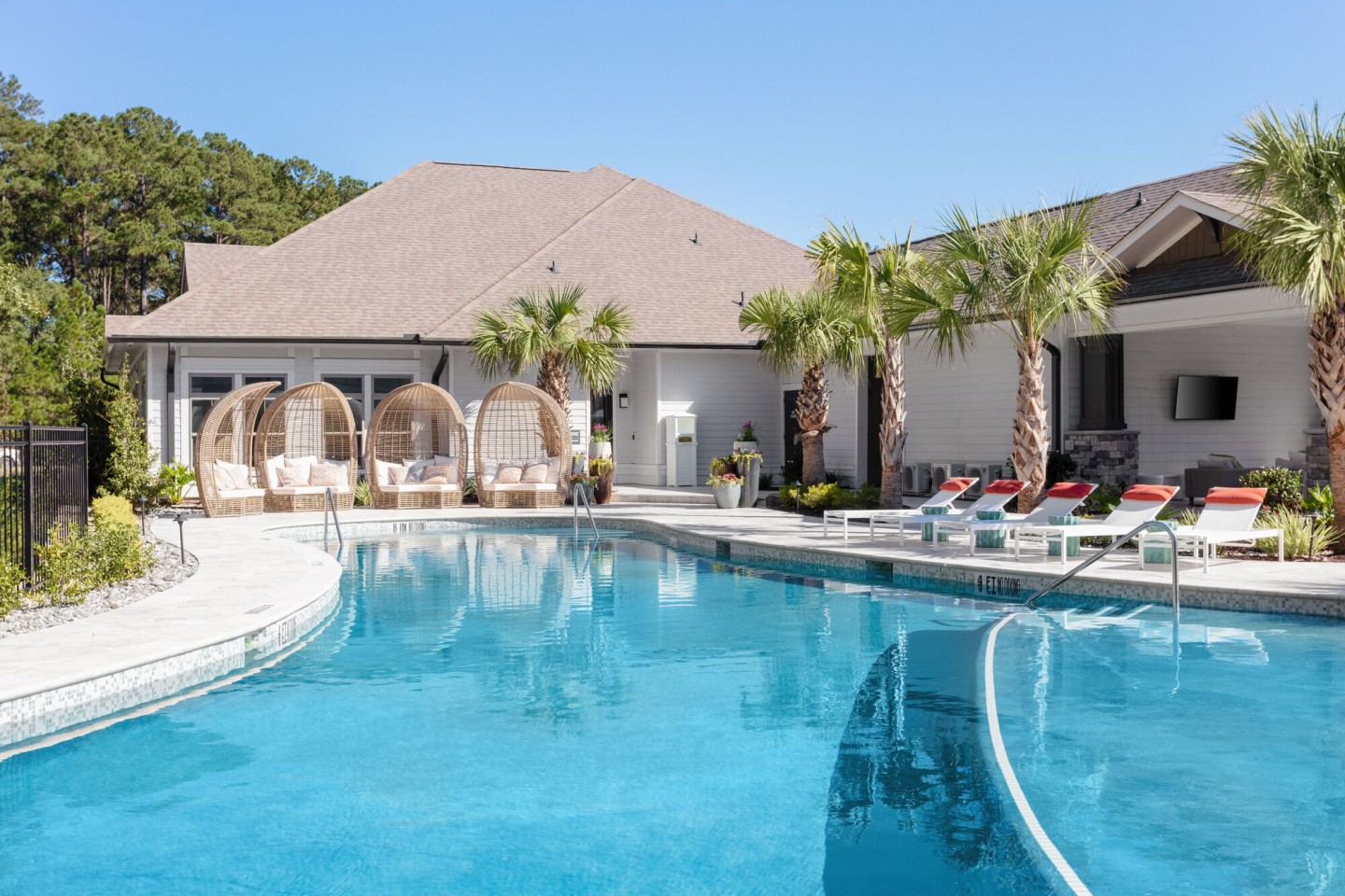 Alleia Luxury Apartments Image 16