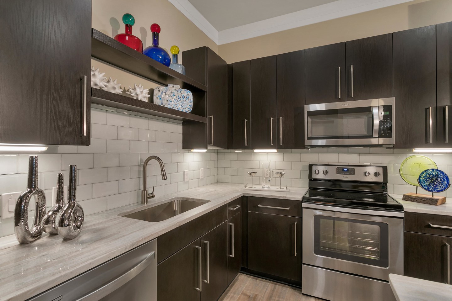 Aster Apartments Image 36