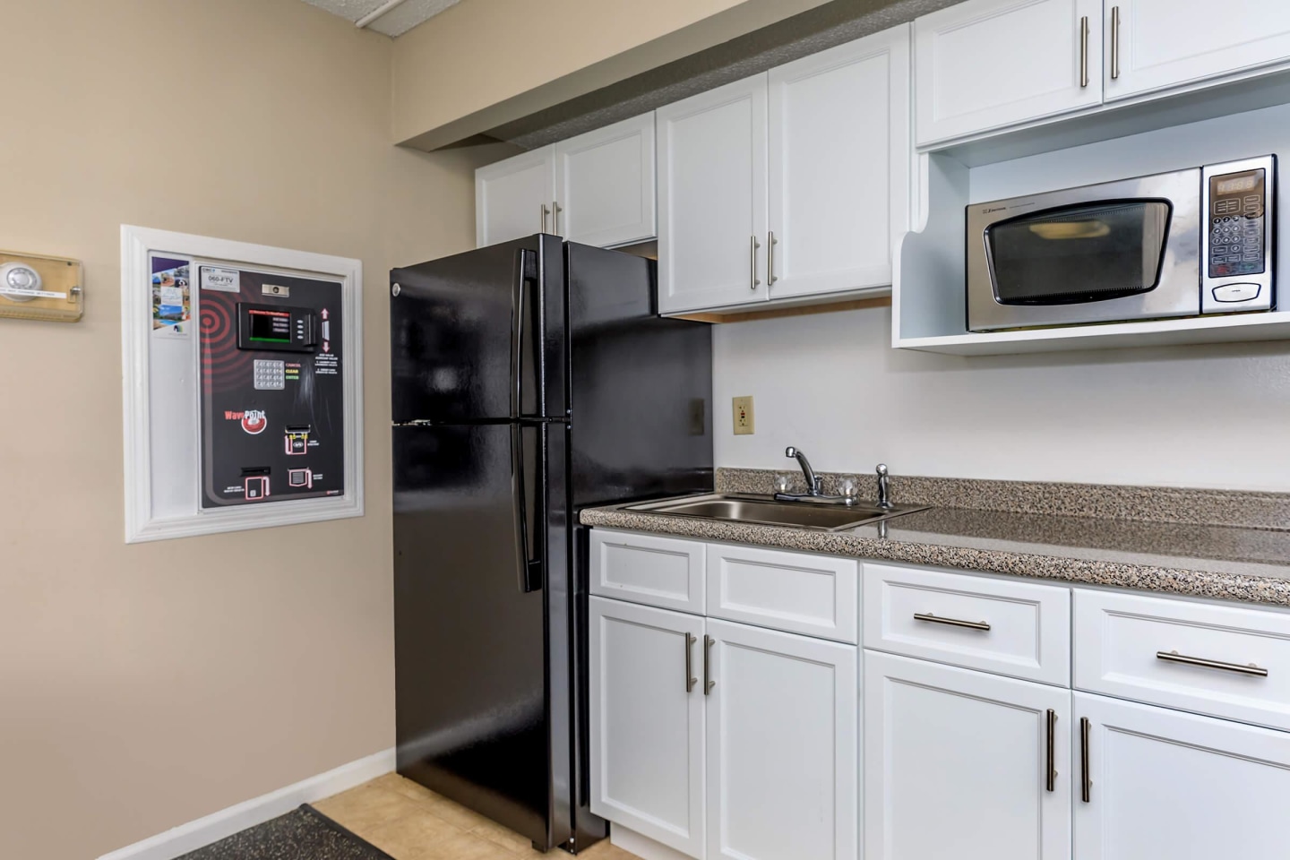 Lakeview Apartments Image 18