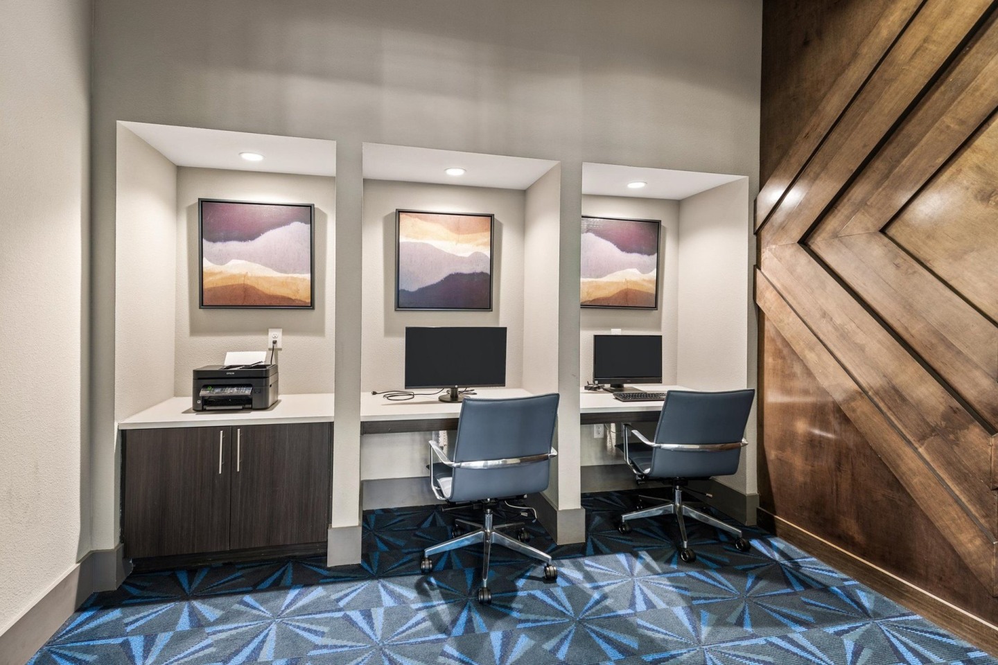 Shoreview Flats Image 33