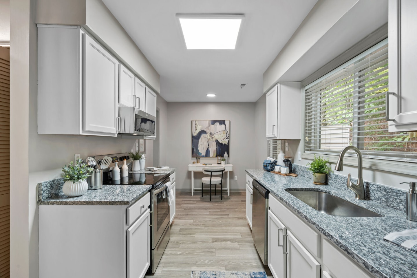 Edwards Mill Townhomes & Apartments Image 1