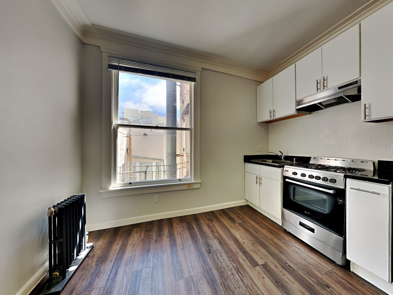 891 Post St. Image 3