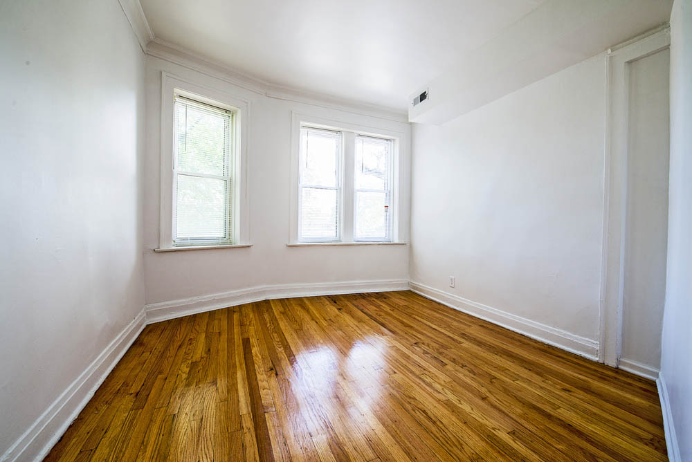 102 S 17th Ave Image 7