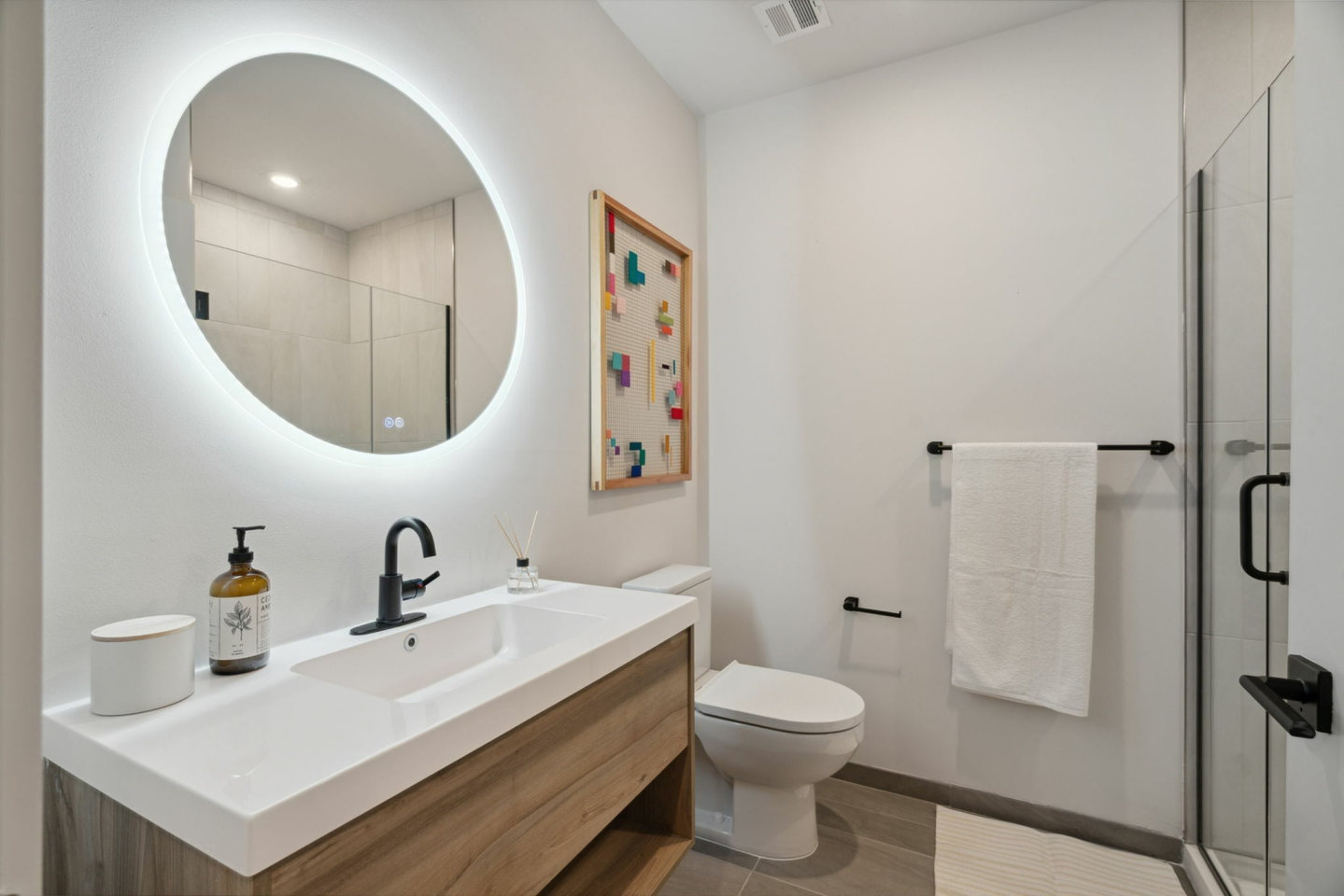 The Luxe Image 29