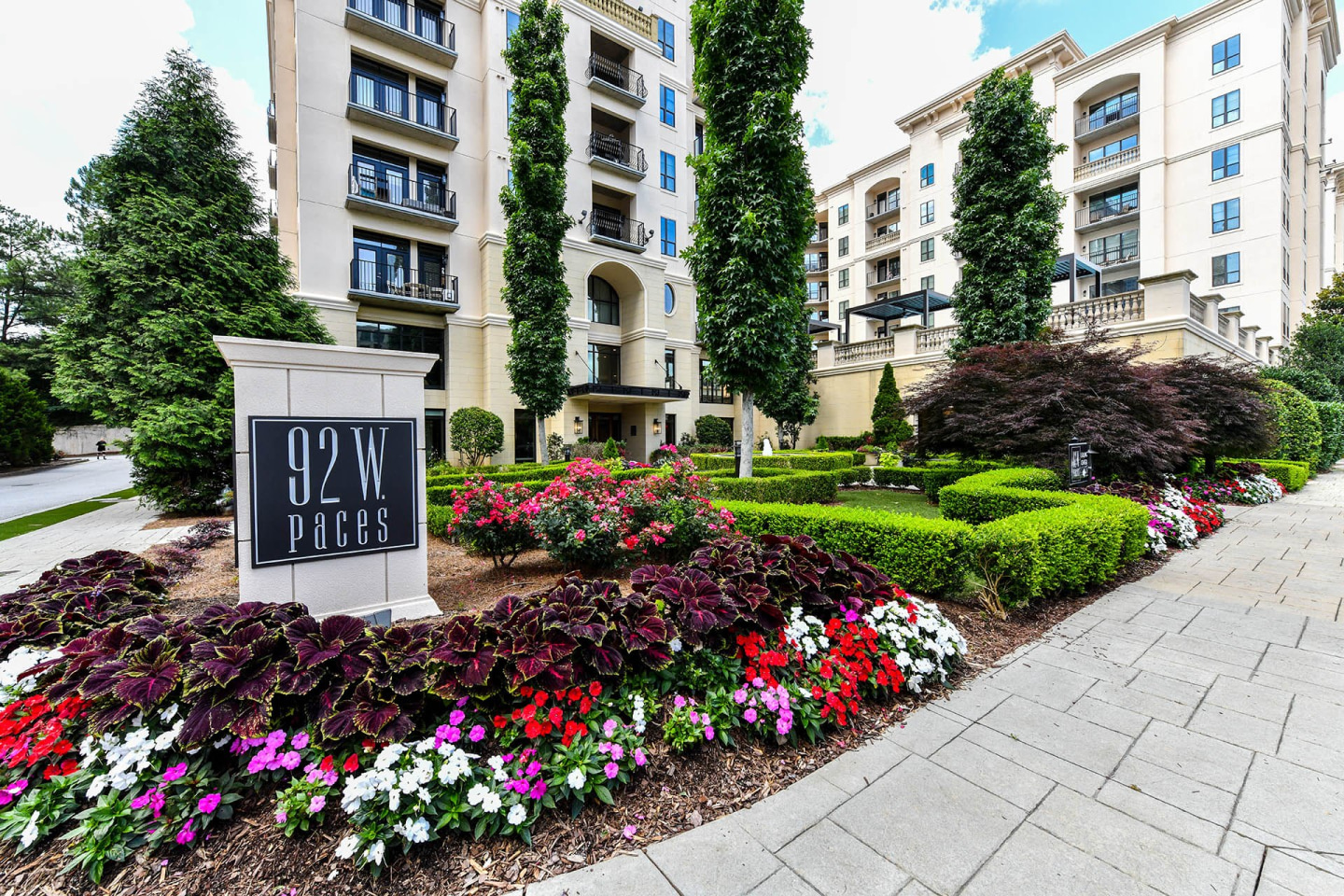 92 West Paces Image 17
