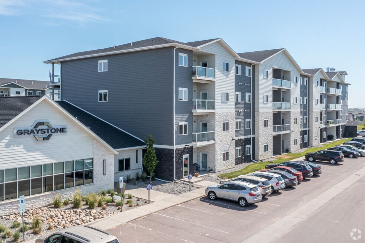 Graystone Heights Image 4