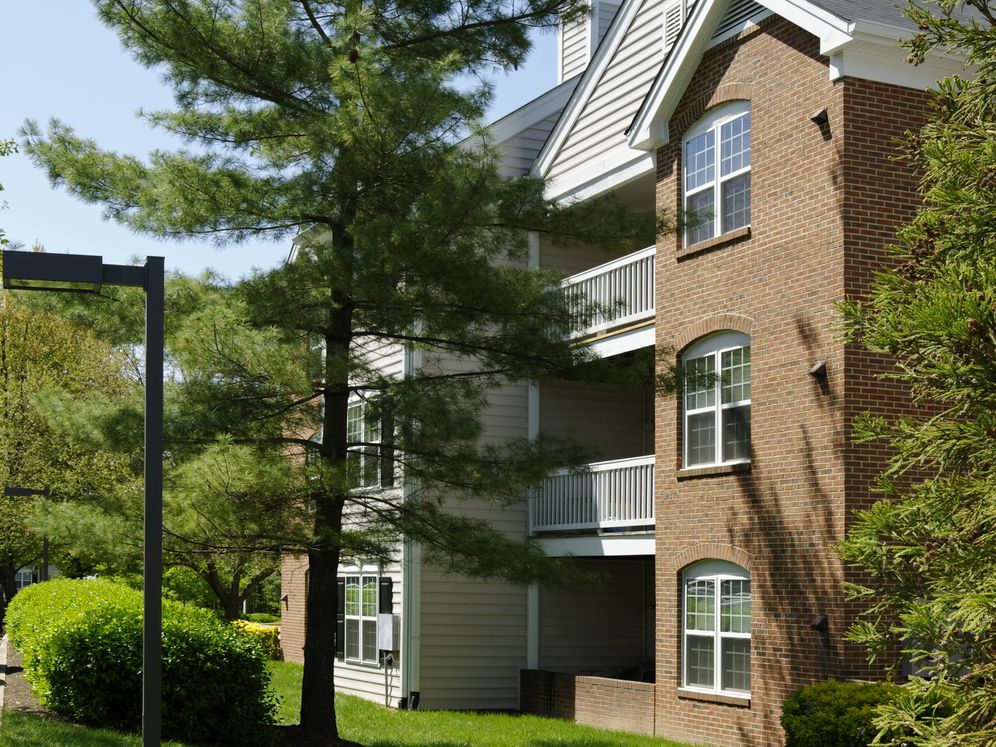 eaves Fairfax City Image 31