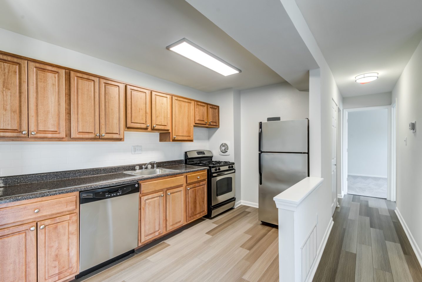 Capital Crossing Apartments Image 8