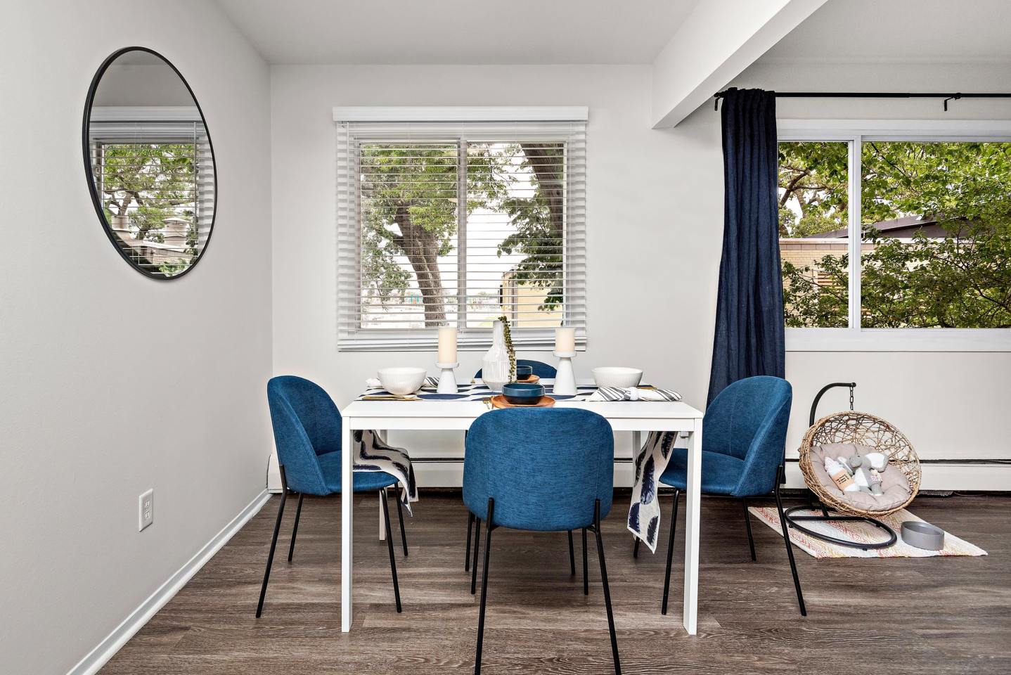 Concierge MN Apartments Image 19