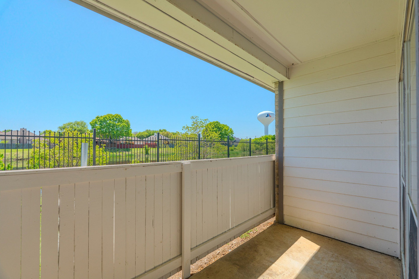 Oaks Of Arlington Image 50