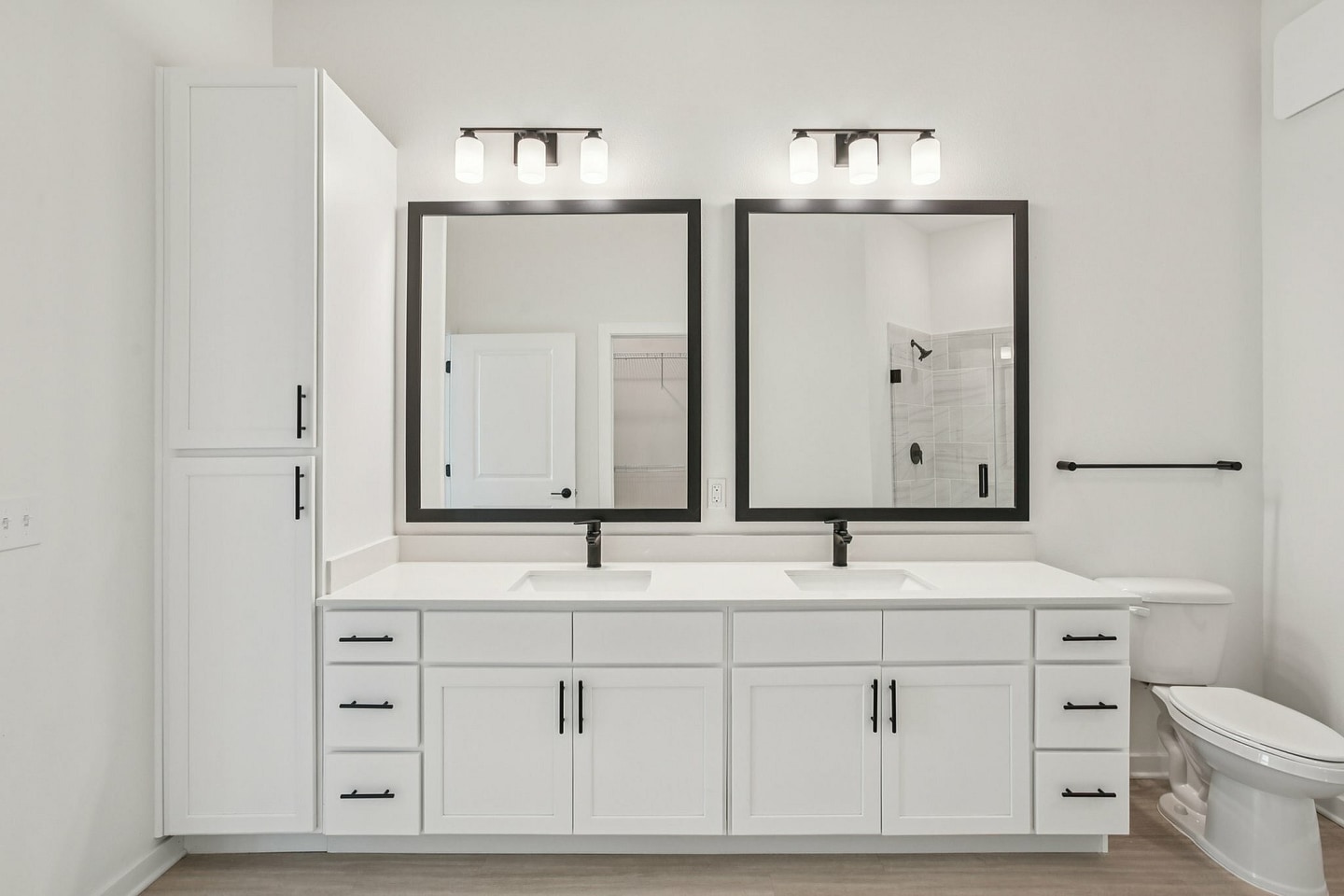 Evelyn City Lofts Image 8