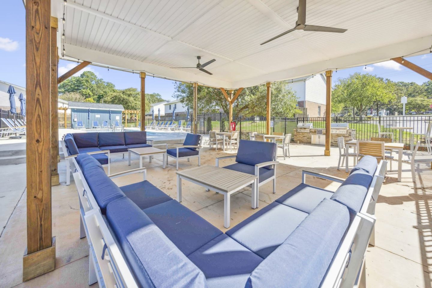 Belmont Heights Apartments & Townhomes Image 14