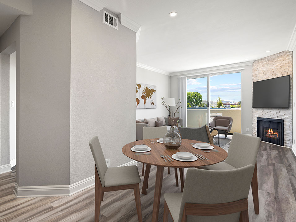 Palms Court Image 3