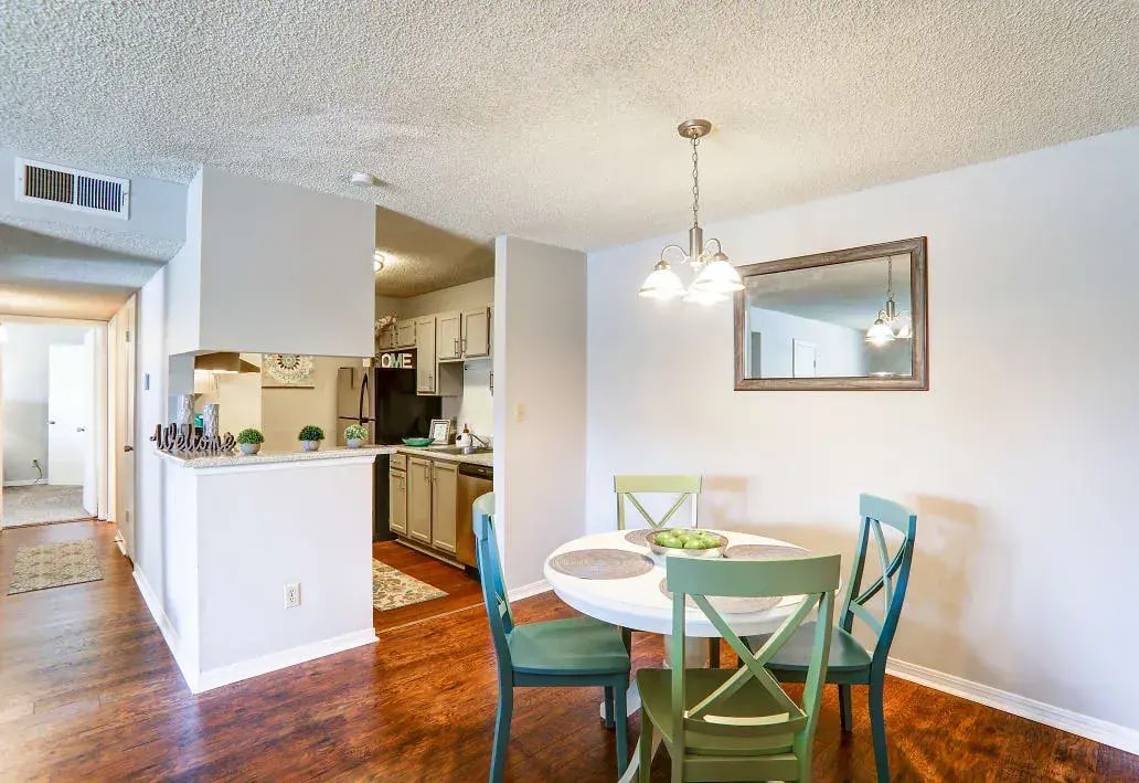 Hunters Pointe Image 11