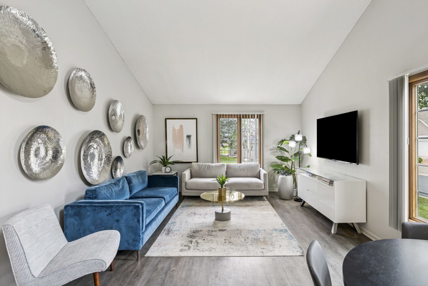 Seasons Villas Image 16