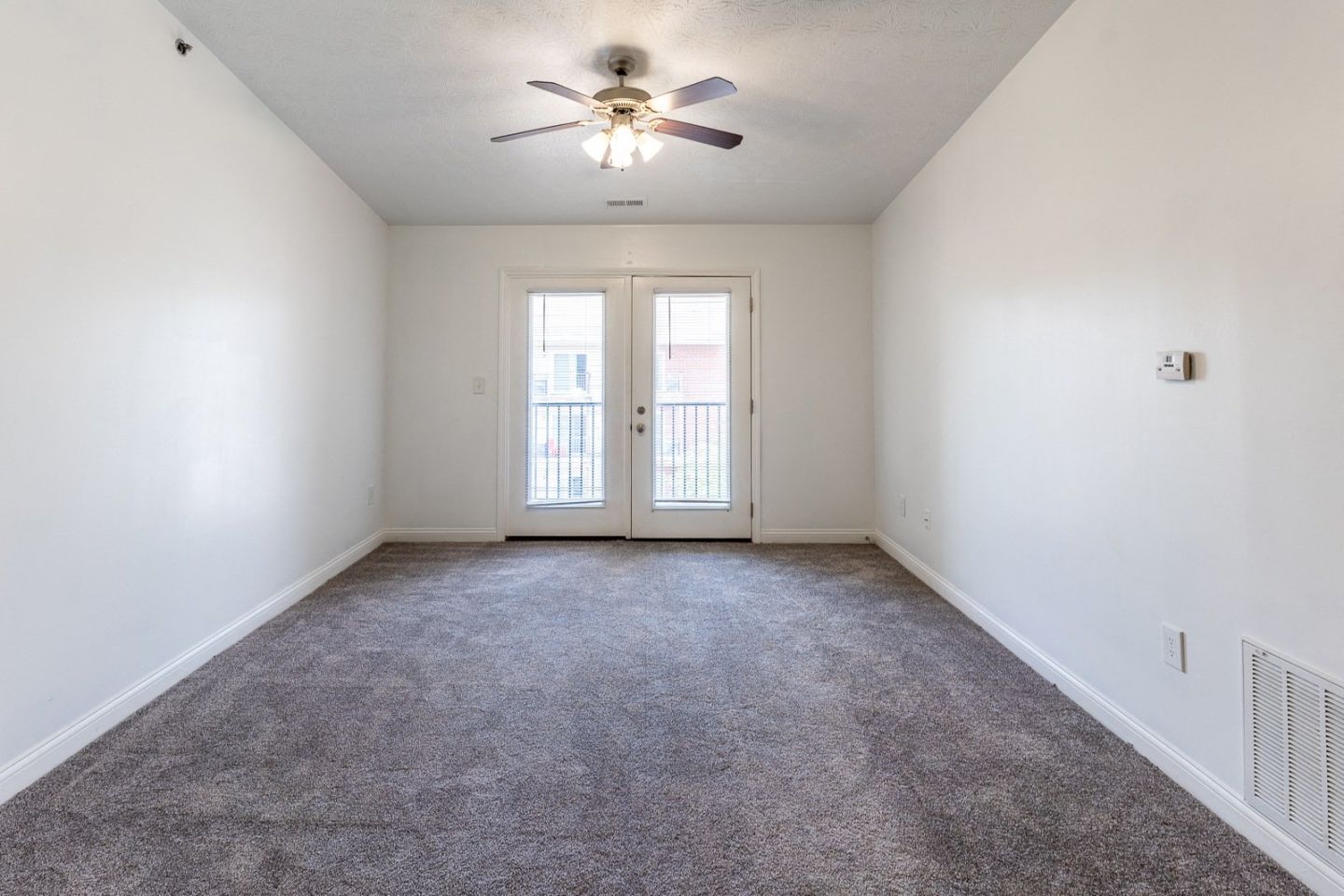 Hub of New Albany Apartments Image 18