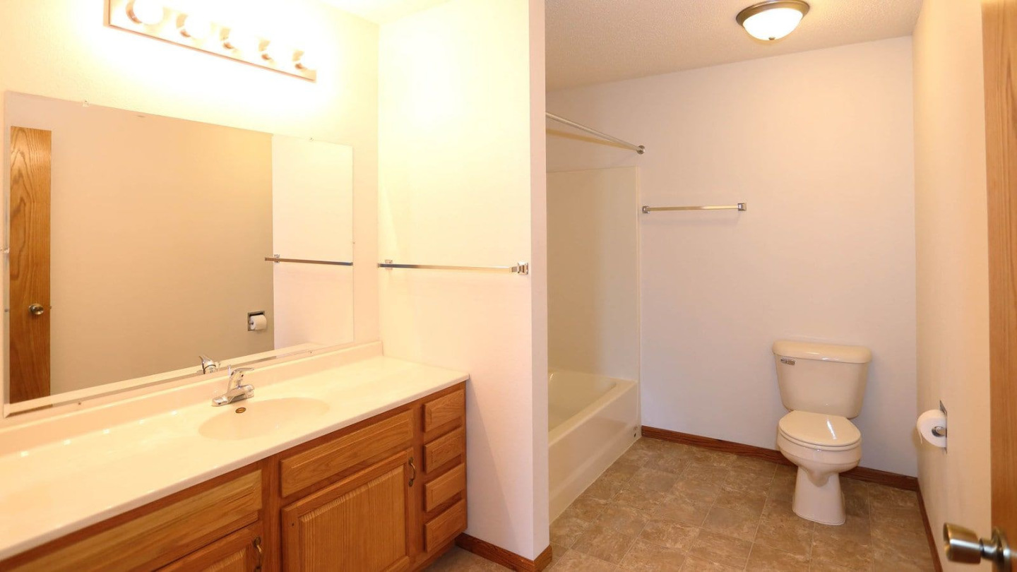 Mill Pond  Apartments Image 13