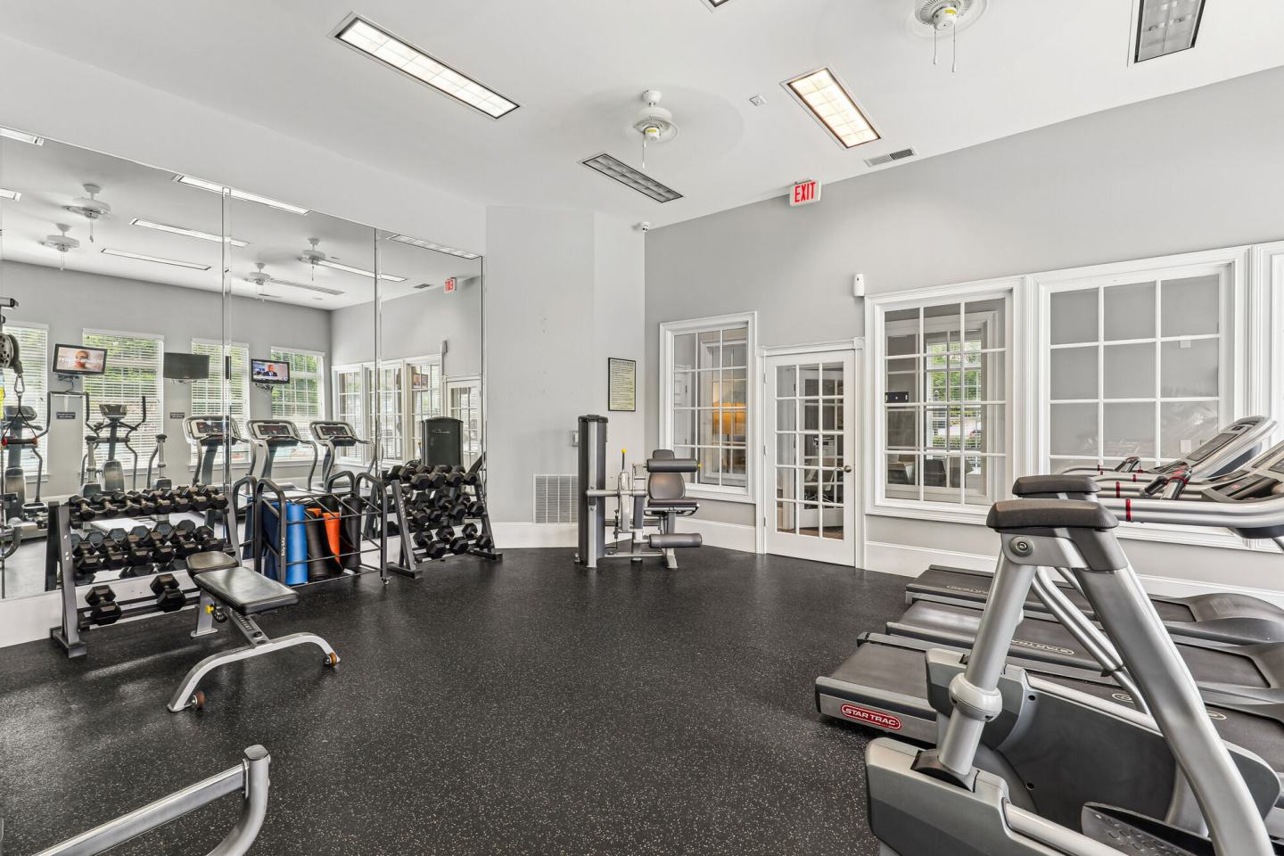 The Pointe at New Town Image 19