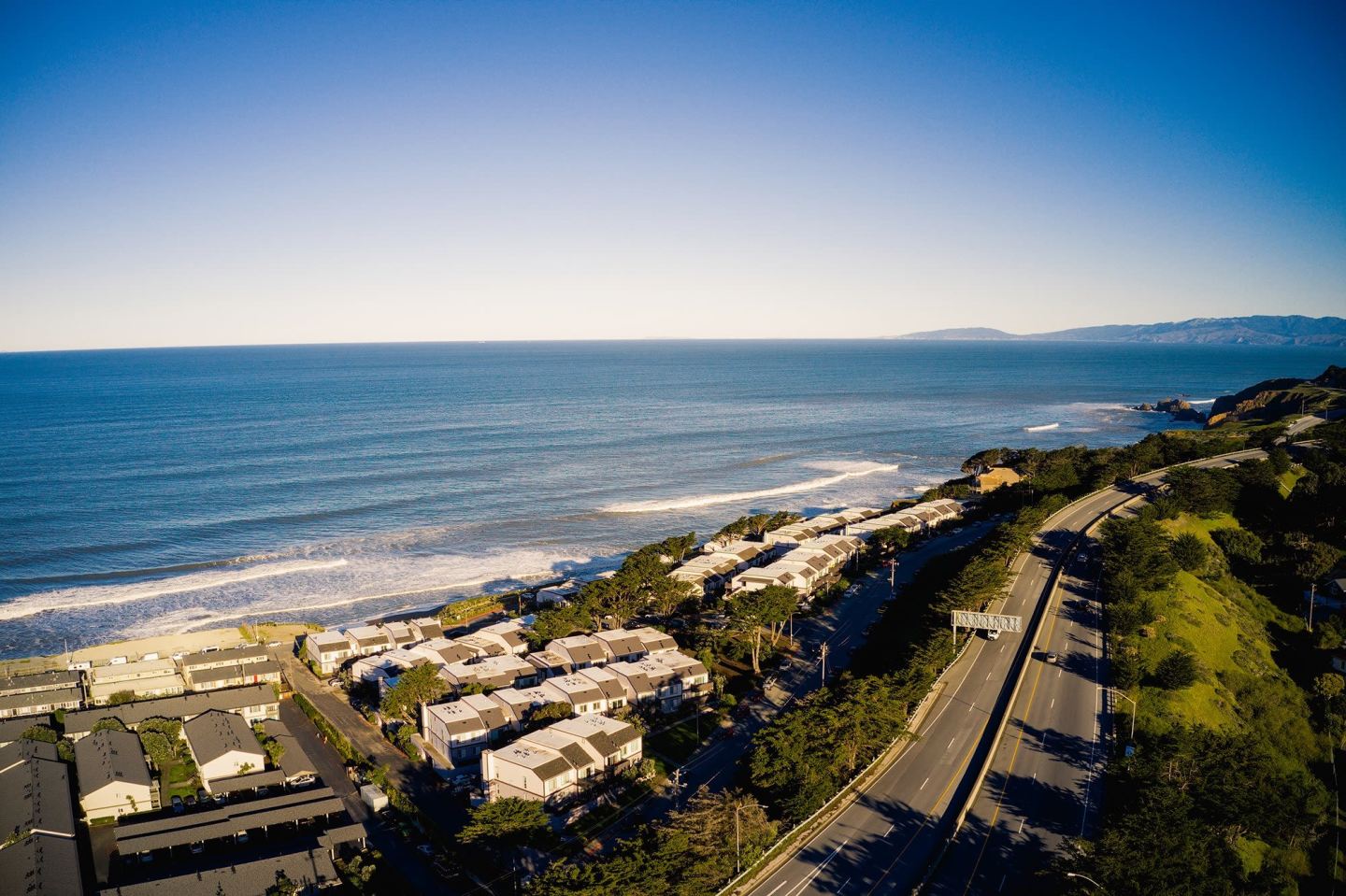 Oceanaire Apartment Homes Image 1