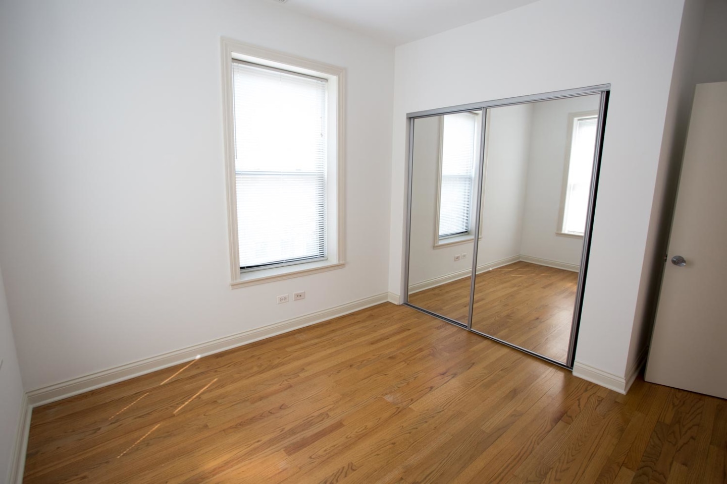 5401-5409 S. Cottage Grove Avenue Image 31