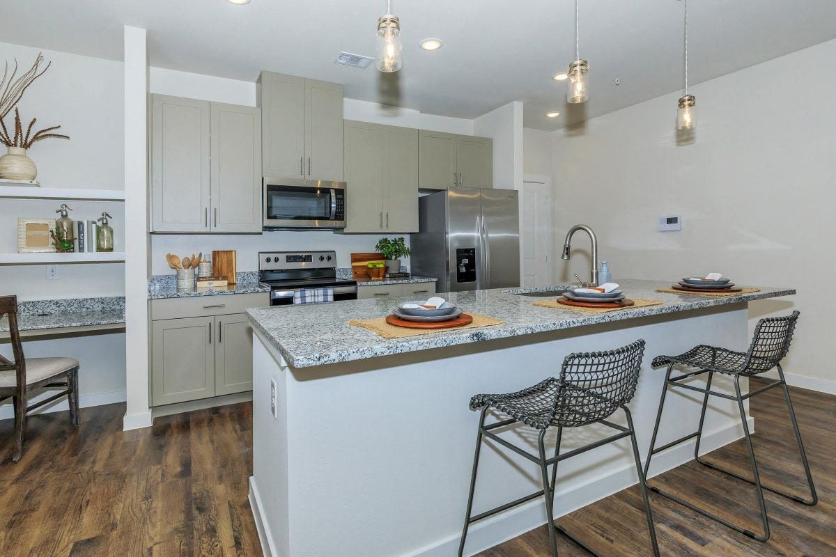 Luxia Rockwall Downes Image 58