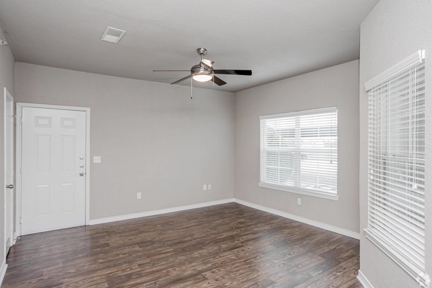 Stoneleigh Centerton Apartments Image 33