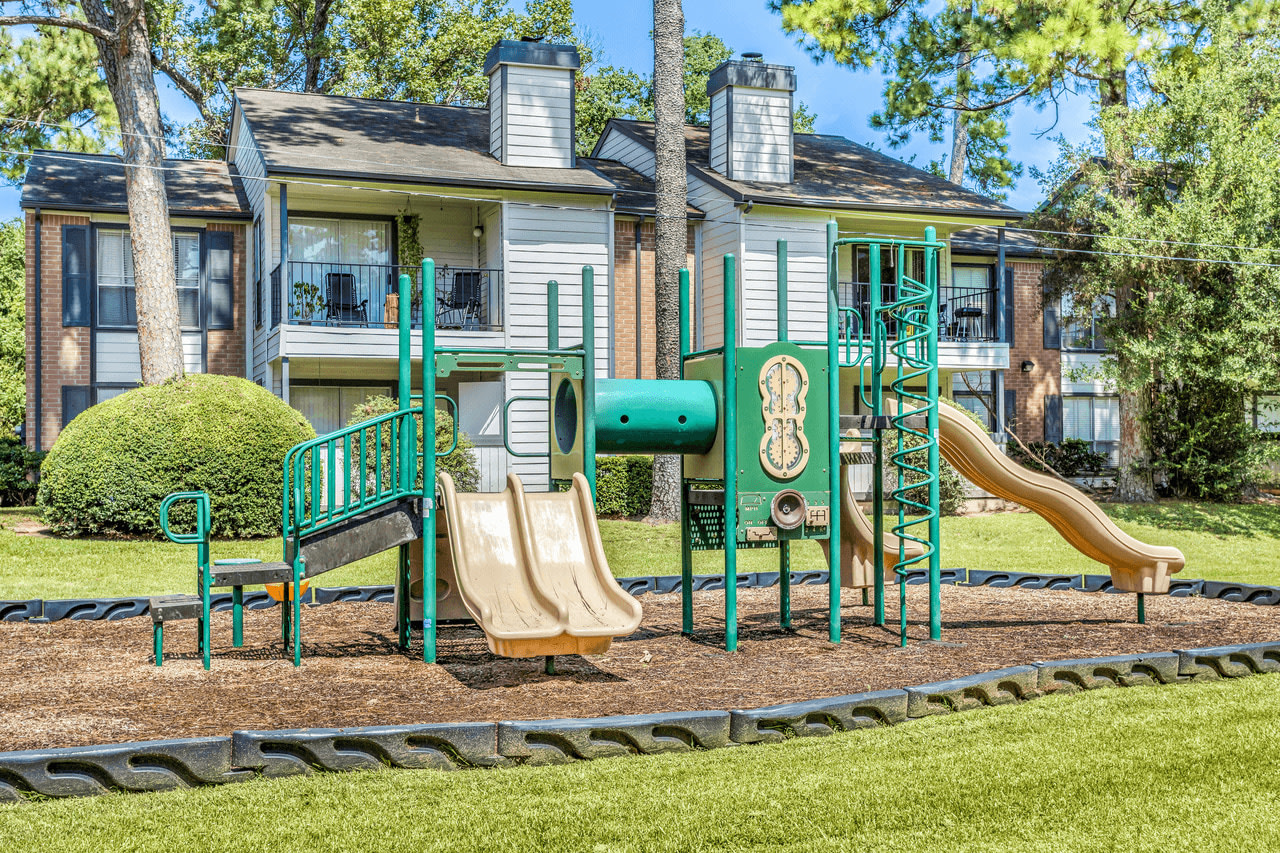 Brandon Oaks Apartments Image 8