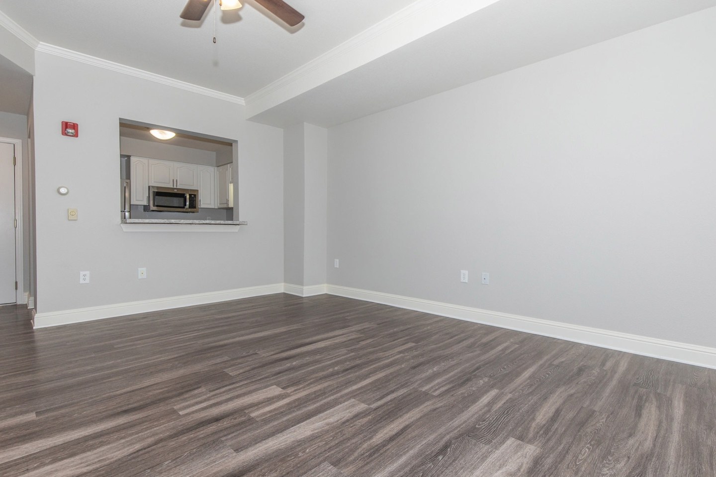 Senior Housing - Clear Creek Commons Apartments Image 11