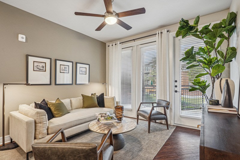 Residences at Fairview Town Center Image 11