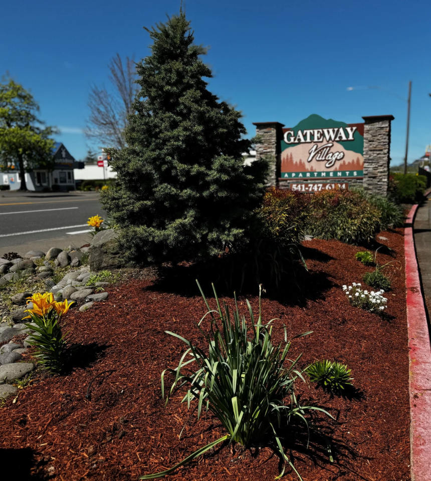 Gateway Village Image 19