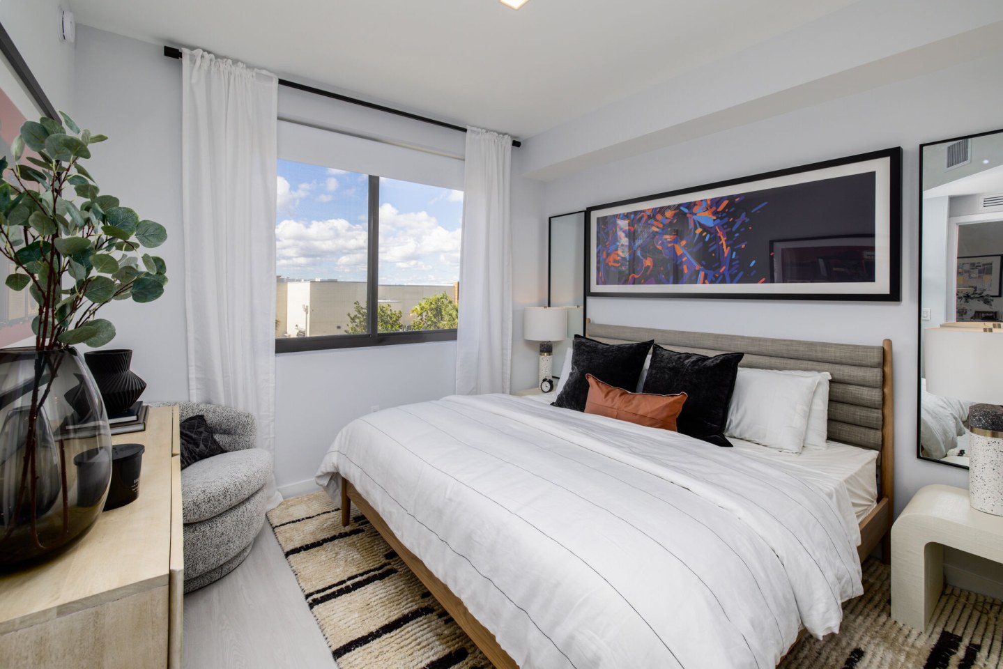 Oasis Pointe Residences Image 18