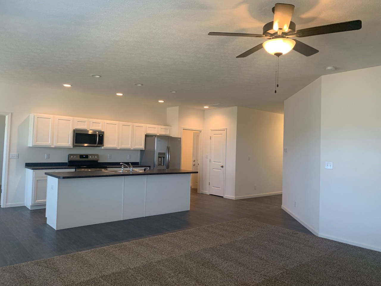 Avalon Bluffs Image 10
