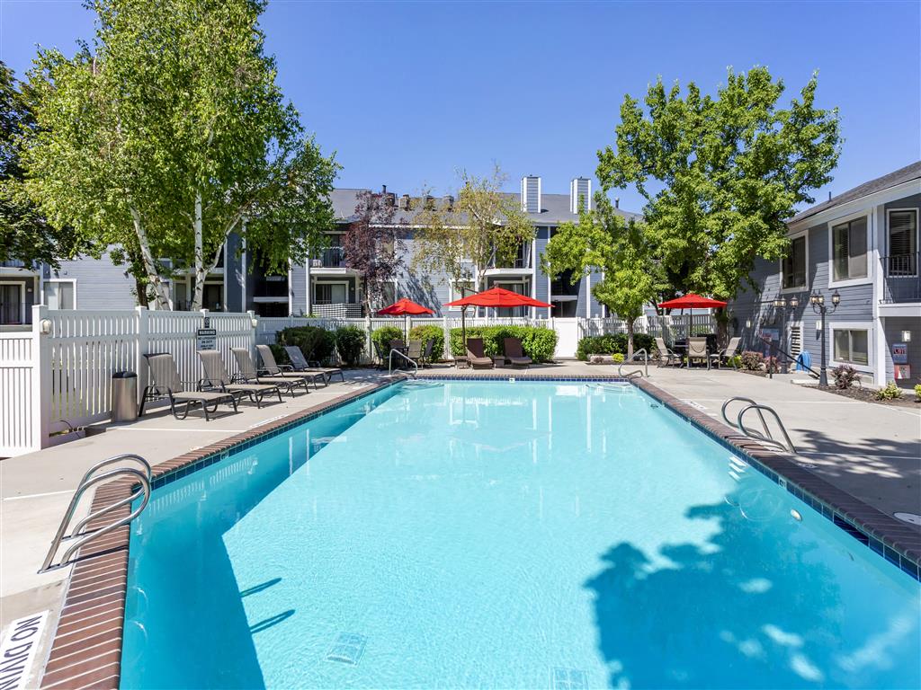 James Pointe Apartments Image 184