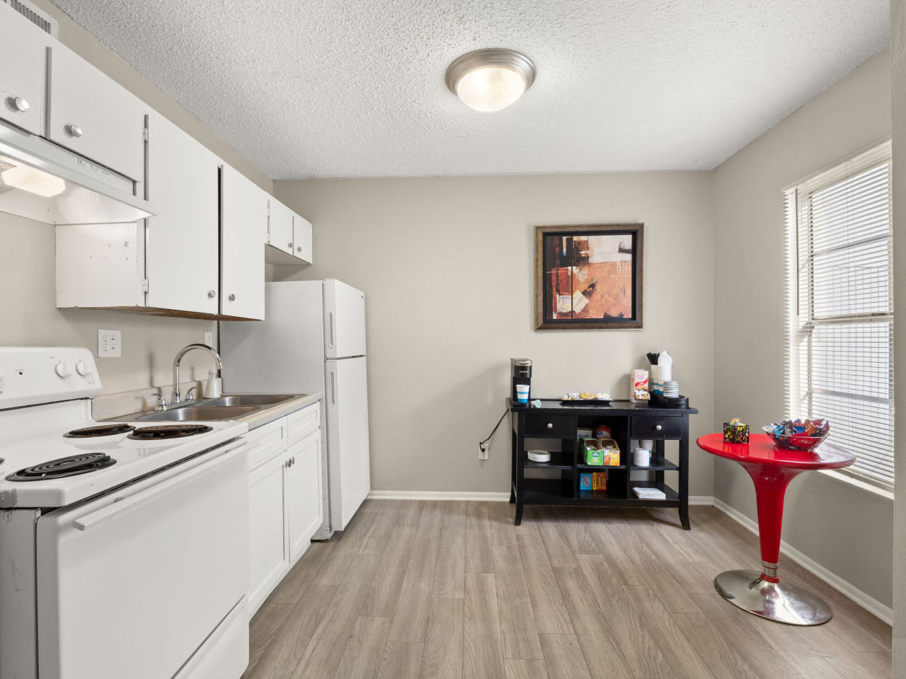 Santa Rosa Apartments Image 3