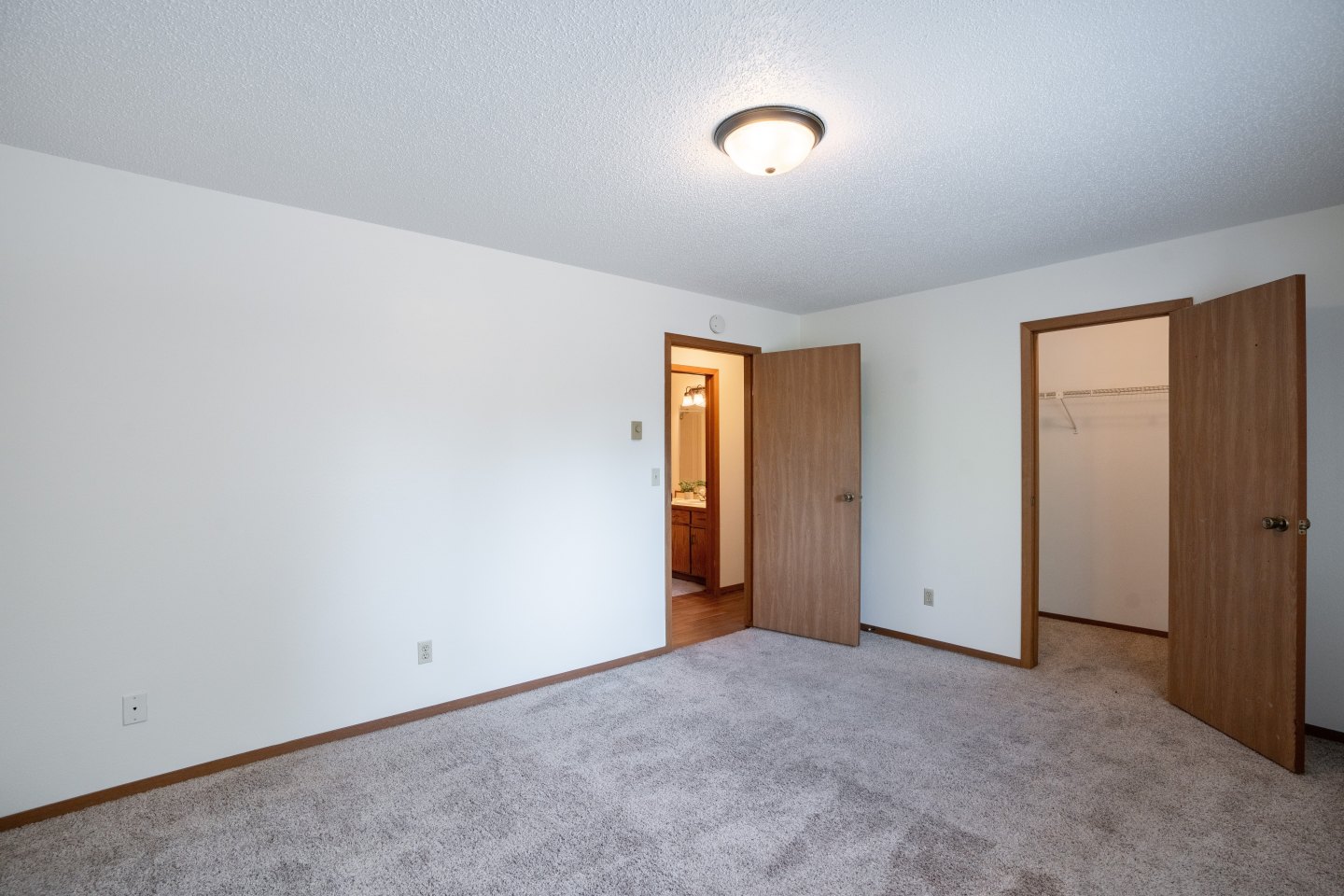 Kentwood Manor Image 11