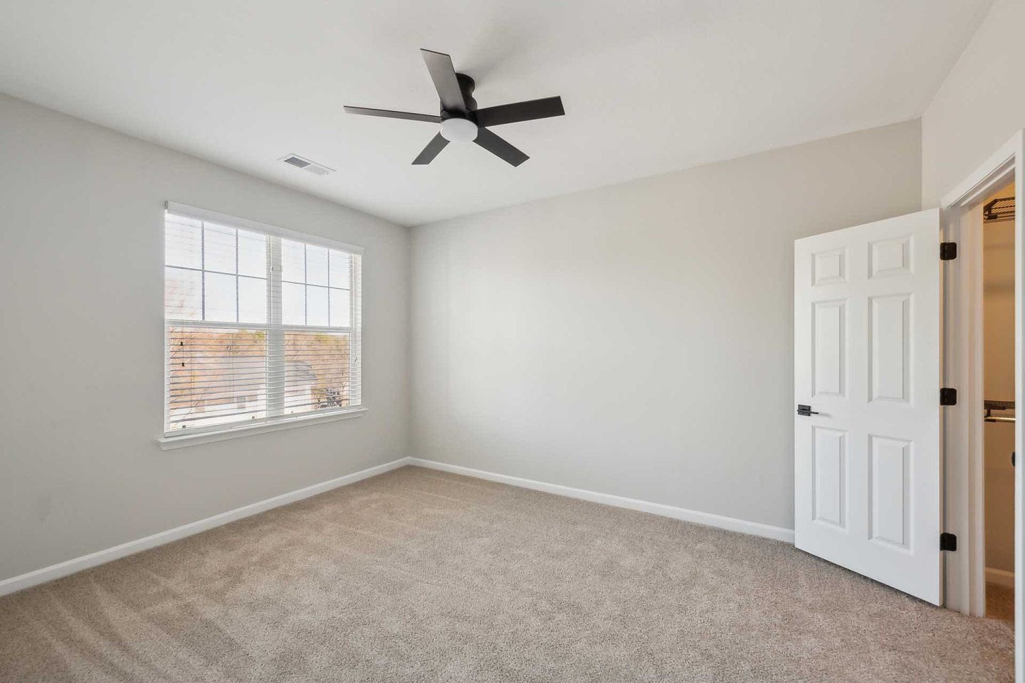 The Reserve at Meadowmont Apartments and Townhomes Image 10