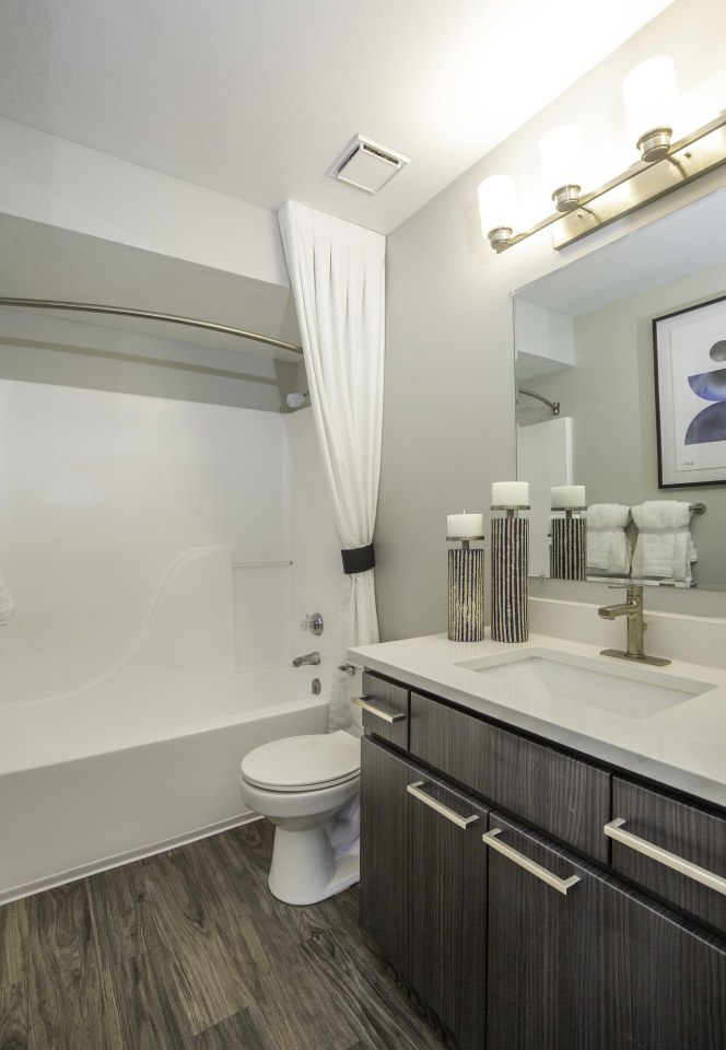 The Turnberry Image 9