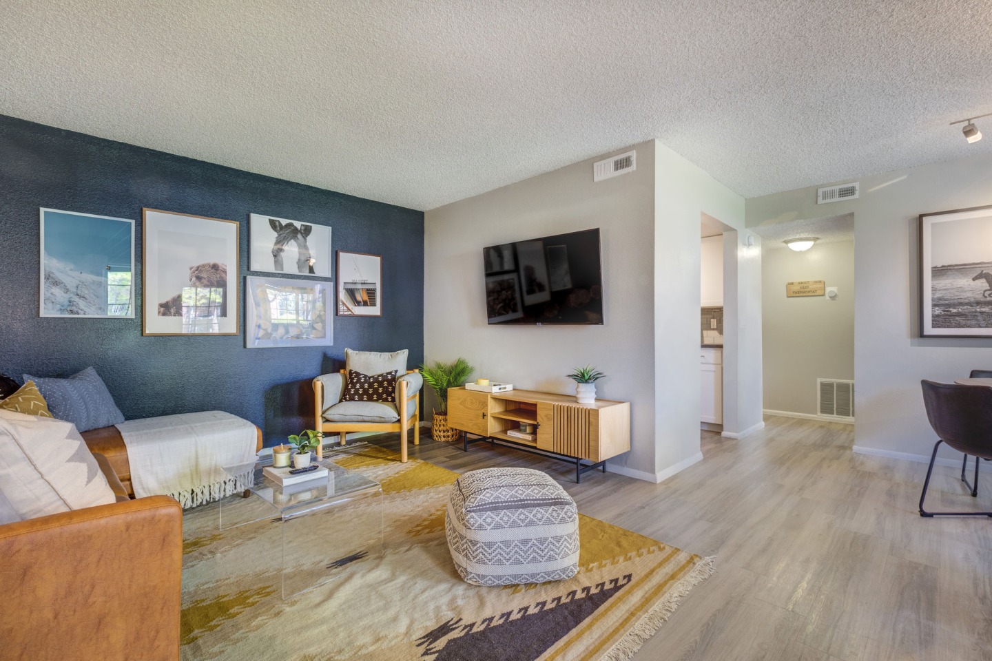 Riverbend Apartments Image 1