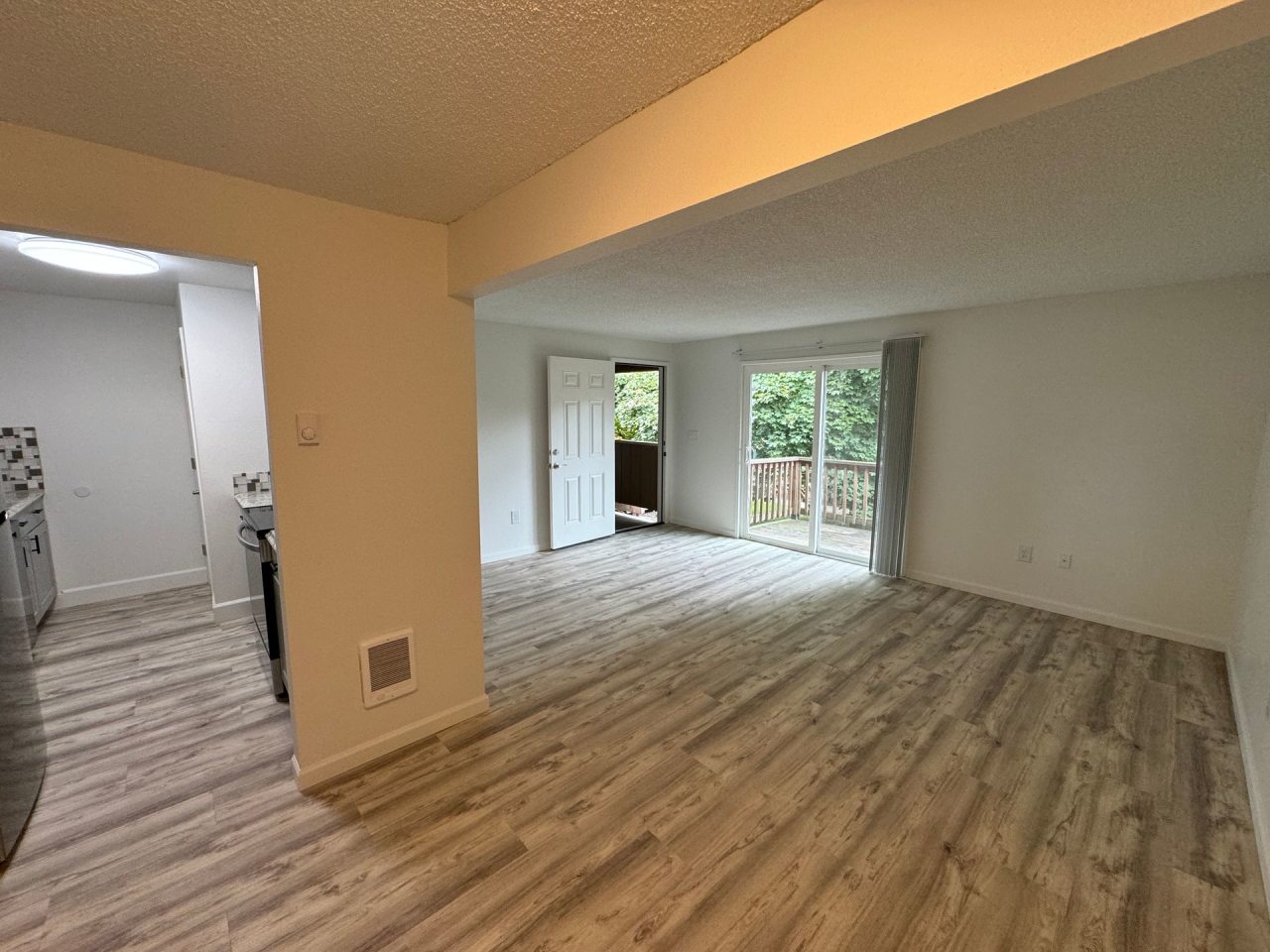 Garden View Apartments Image 21