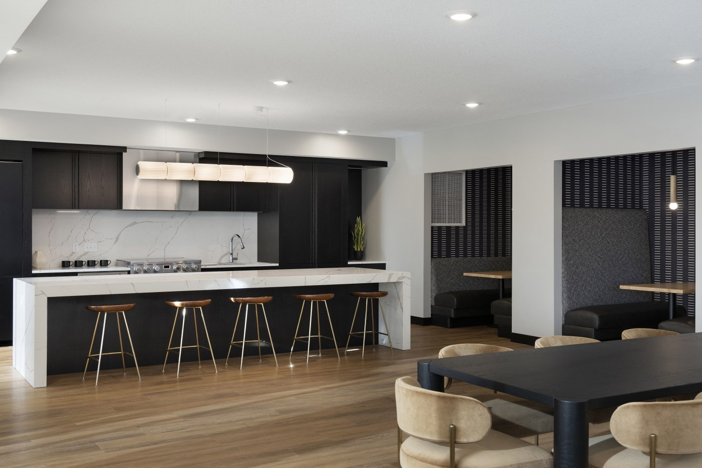 The Blakeley Image 25