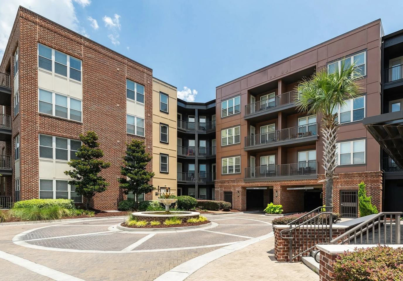 35 Folly Apartments Image 17